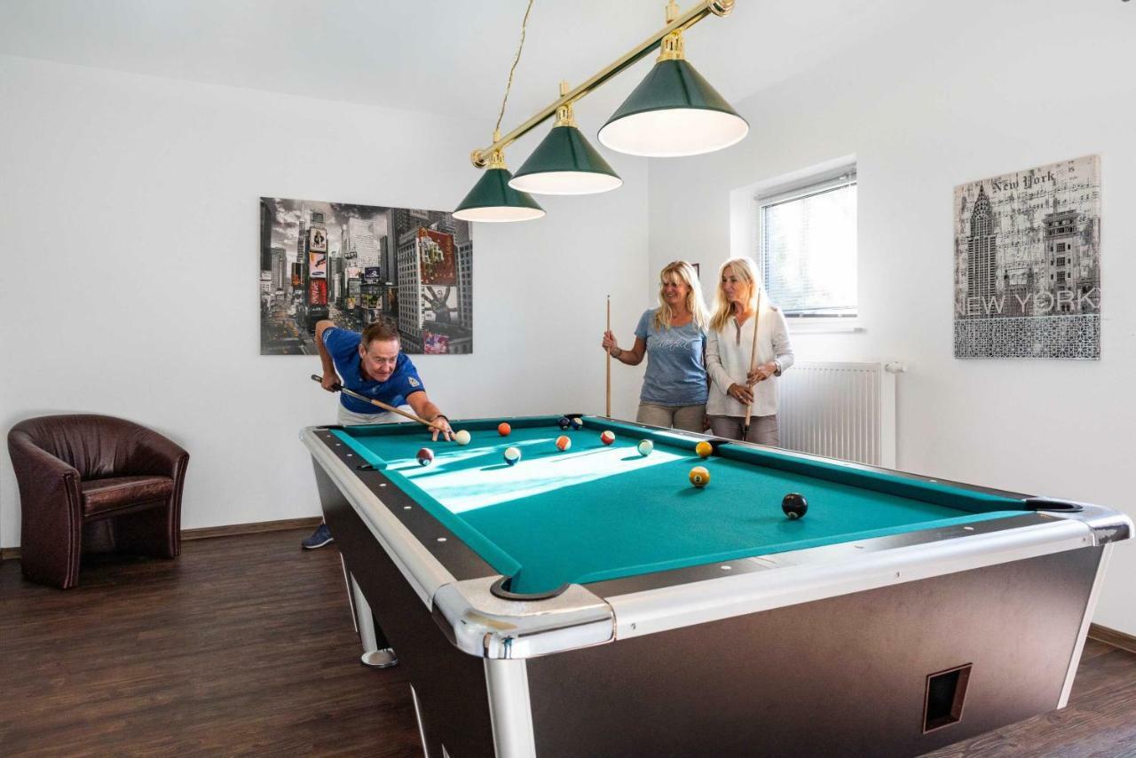 Appartement "Saphir" Mit Penthouseflair - Oase Am Haff Garz  Екстериор снимка